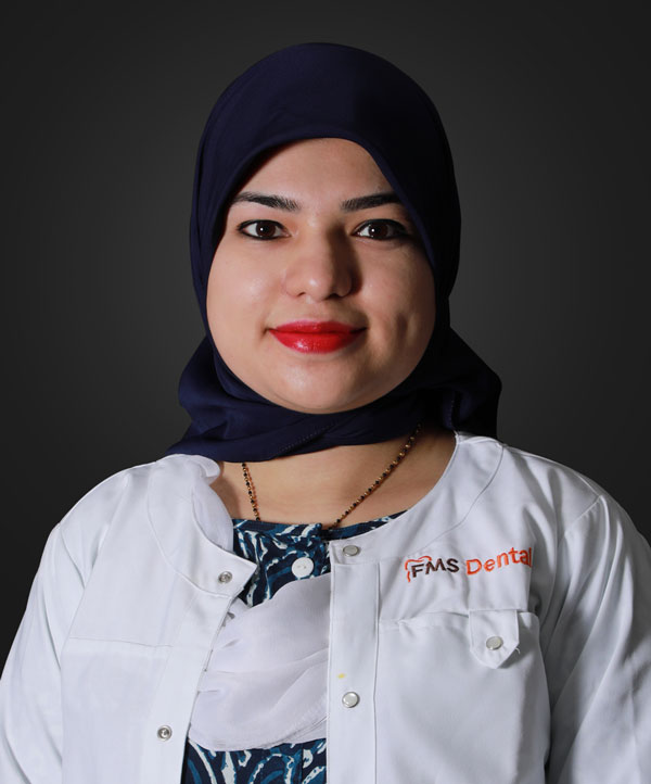 Dr Aisha - Best Endodontist 